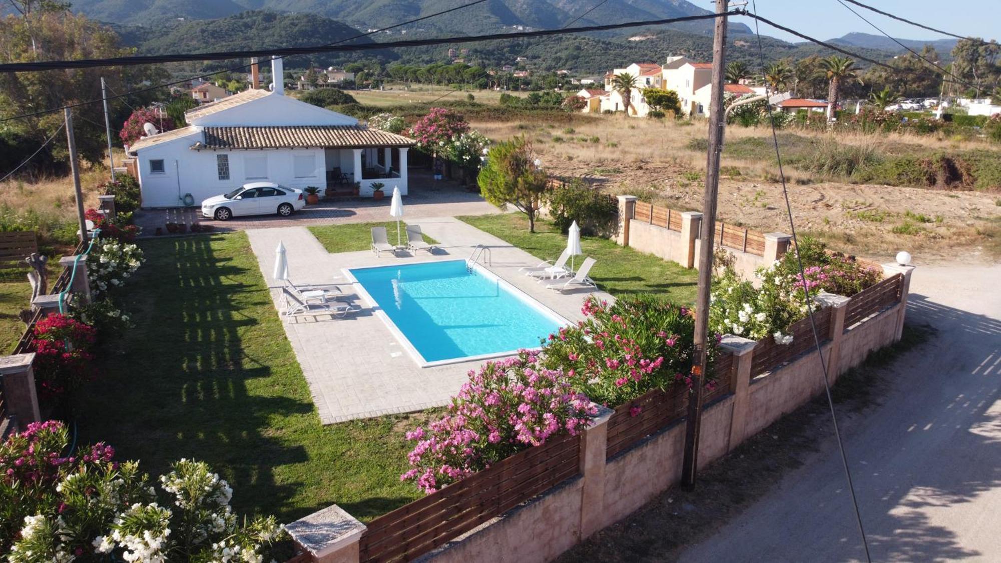 Almyra Beach House Corfu Almiros Beach Zewnętrze zdjęcie